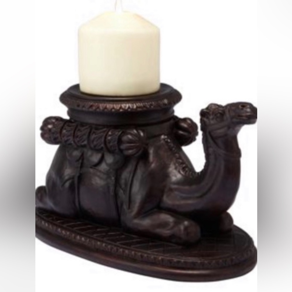 The Bombay Company 🐪 Elegant Brown Camel Candle Holder